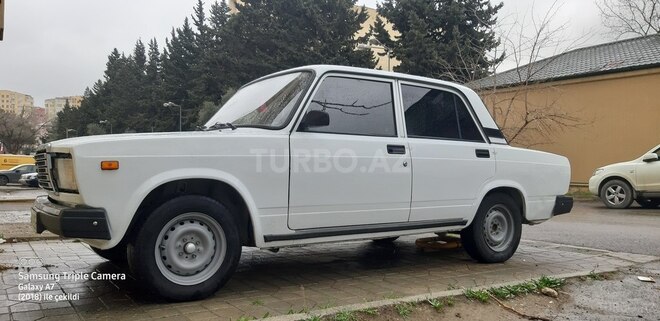 LADA (VAZ) 2107 2006, 175,000 km - 1.6 l - Bakı
