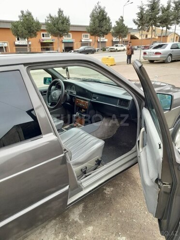 Mercedes 190 1992, 329,436 km - 2.0 л - Bakı