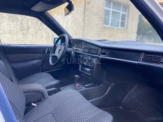 Mercedes 190 1990, 268,852 km - 2.0 l - Bakı