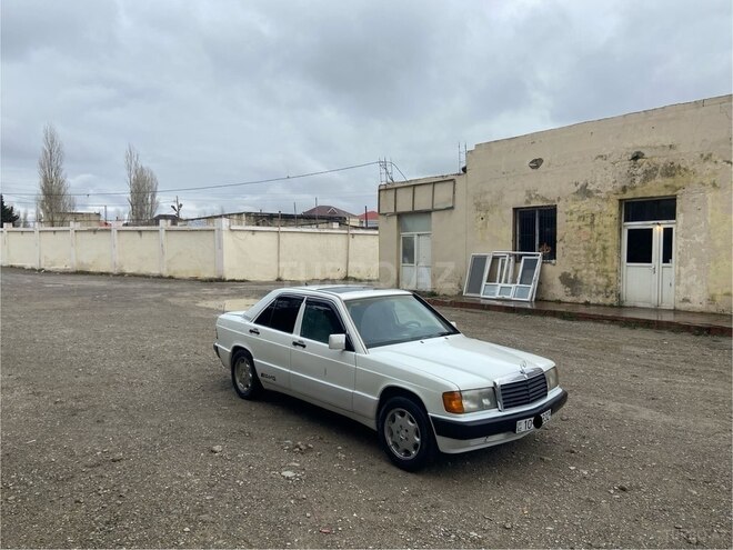Mercedes 190 1990, 268,852 km - 2.0 l - Bakı