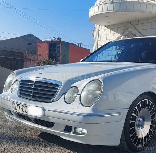 Mercedes C 320 2000, 368,000 km - 3.2 л - Bakı