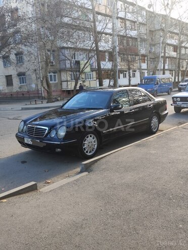 Mercedes E 240 2002, 371,000 km - 2.6 l - Mingəçevir
