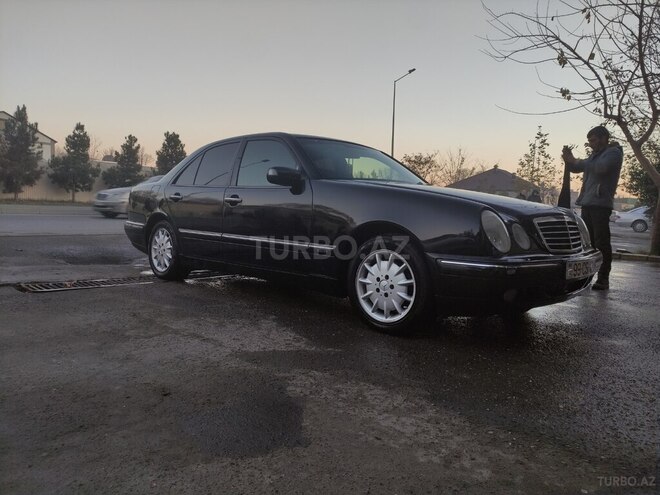 Mercedes E 240 2002, 371,000 km - 2.6 l - Mingəçevir