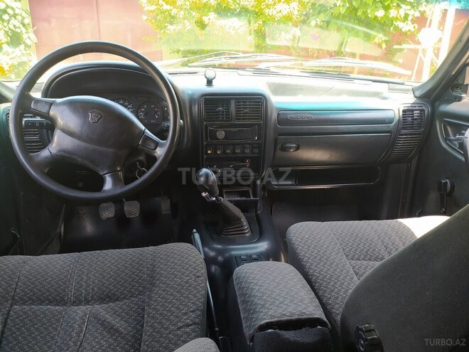 GAZ 3110 2001, 410,000 km - 2.3 l - Astara