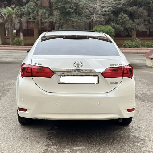 Toyota Corolla 2014, 212,000 km - 1.8 l - Bakı