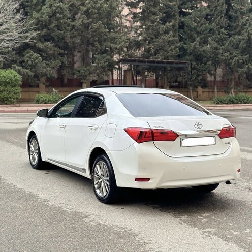 Toyota Corolla 2014, 212,000 km - 1.8 l - Bakı