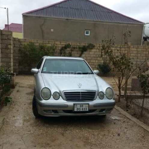Mercedes E 240 2001, 397,389 km - 2.4 l - Beyləqan