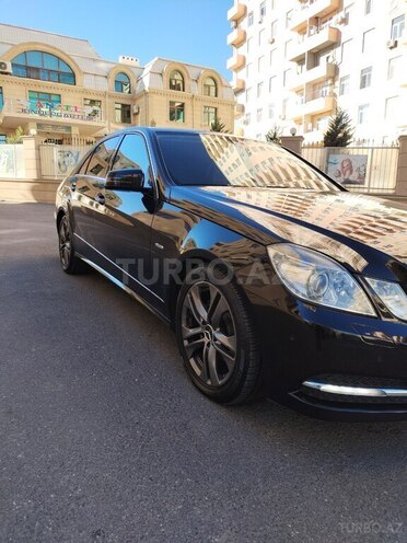 Mercedes E 220 2012, 300,000 km - 2.2 l - Bakı