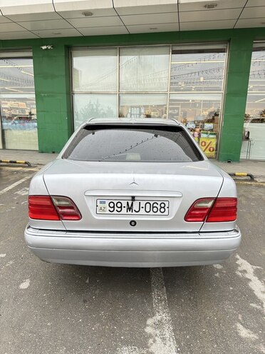 Mercedes E 230 1996, 273,627 km - 2.3 l - Bakı