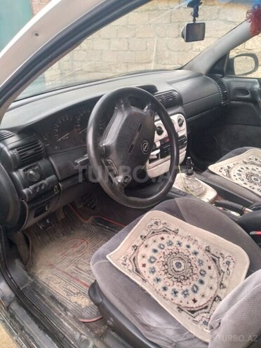 Opel Omega 1995, 519,585 km - 2.0 l - Bakı