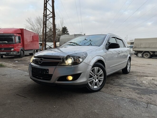 Opel Astra 2010, 212,463 km - 1.9 l - Bakı