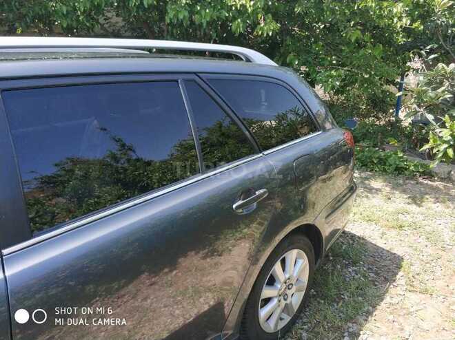 Toyota Avensis 2005, 245,000 km - 2.2 л - Bakı