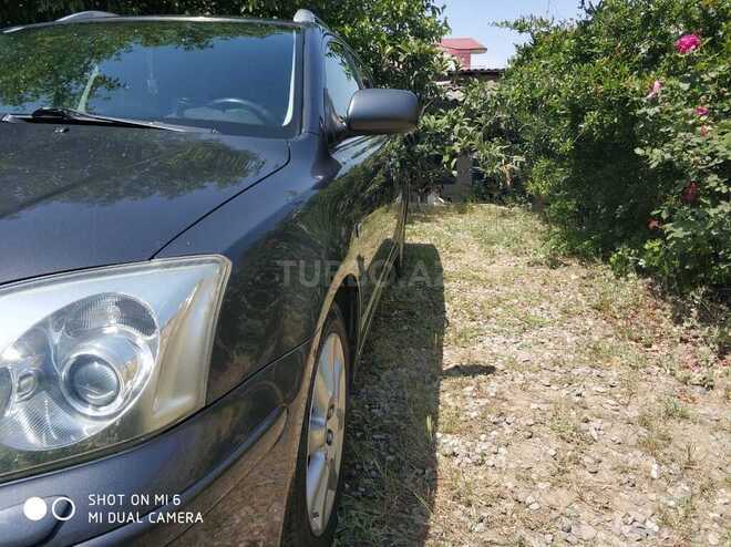 Toyota Avensis 2005, 245,000 km - 2.2 л - Bakı