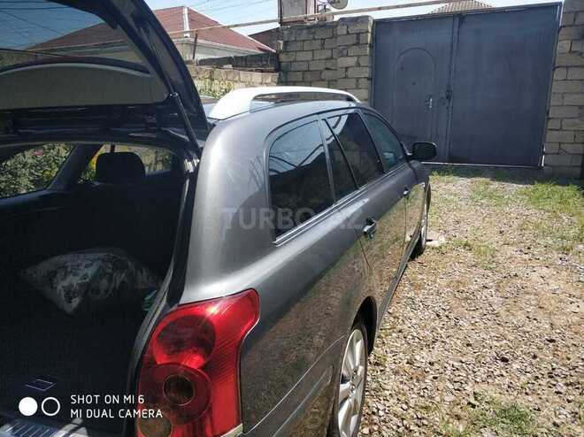 Toyota Avensis 2005, 245,000 km - 2.2 л - Bakı