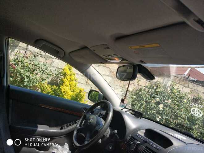 Toyota Avensis 2005, 245,000 km - 2.2 л - Bakı