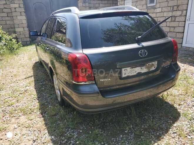 Toyota Avensis 2005, 245,000 km - 2.2 л - Bakı