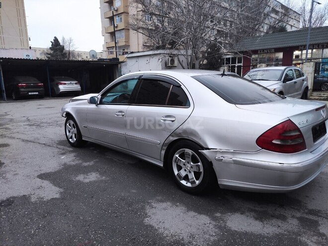 Mercedes E 270 2002, 239,421 km - 2.7 l - Bakı