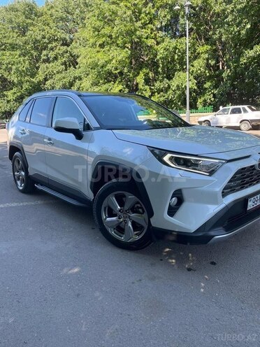 Toyota RAV4 2019, 115,000 km - 0.2 l - Tovuz