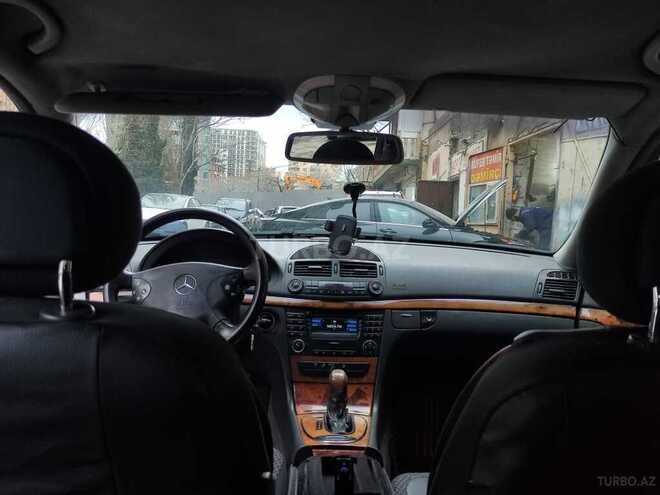 Mercedes E 220 2002, 382,000 km - 2.2 l - Bakı