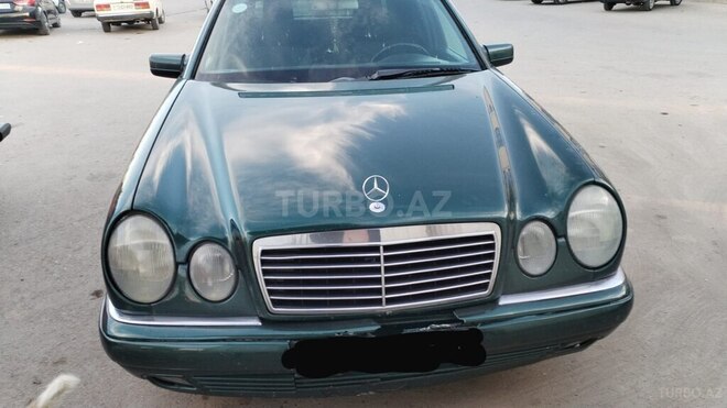 Mercedes E 220 1998, 211,365 km - 2.2 l - Bakı