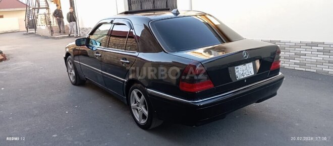 Mercedes C 230 2000, 167,000 km - 2.3 л - Balakən