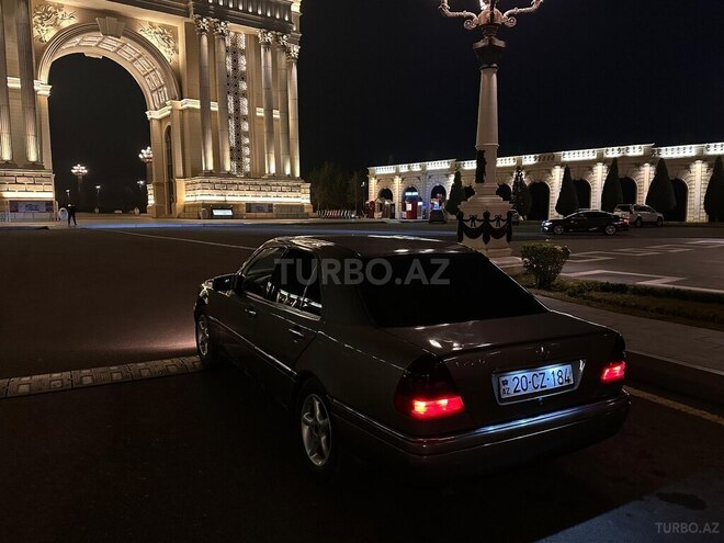 Mercedes C 220 1994, 365,000 km - 2.2 л - Gəncə