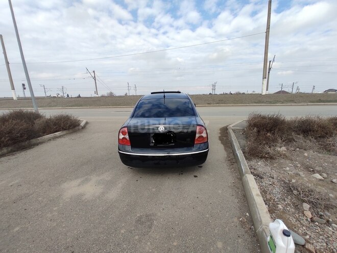 Volkswagen Passat 2003, 25,000 km - 1.8 l - Gəncə
