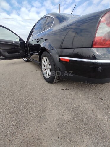 Volkswagen Passat 2003, 25,000 km - 1.8 l - Gəncə