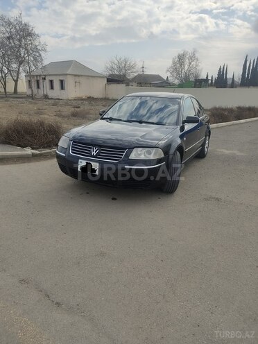 Volkswagen Passat 2003, 25,000 km - 1.8 l - Gəncə
