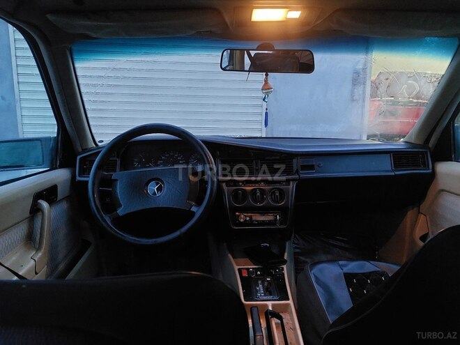 Mercedes 190 1992, 140,000 km - 2.0 л - Bakı