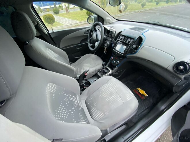 Chevrolet Aveo 2011, 200,000 km - 1.2 л - Lənkəran