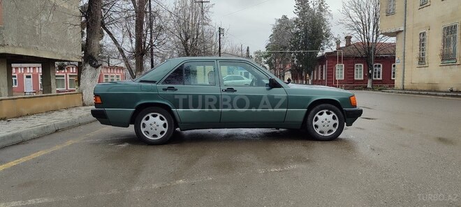 Mercedes 190 1992, 200,999 km - 1.8 l - Quba
