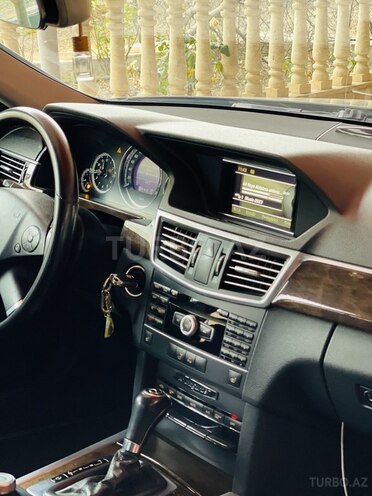 Mercedes E 220 2012, 384,962 km - 2.2 l - Beyləqan