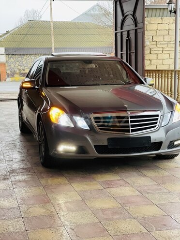 Mercedes E 220 2012, 384,962 km - 2.2 l - Beyləqan