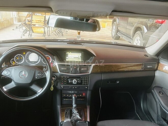 Mercedes E 220 2012, 384,962 km - 2.2 l - Beyləqan