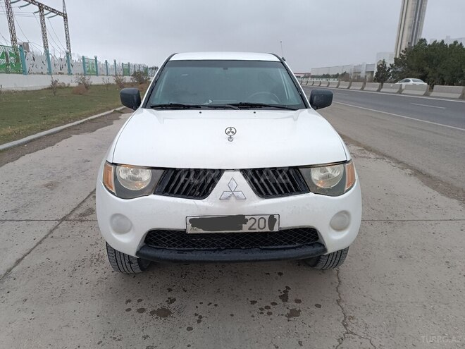 Mitsubishi L200 2008, 384,000 km - 2.5 л - Bakı