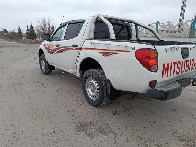 Mitsubishi L200 2008, 384,000 km - 2.5 л - Bakı