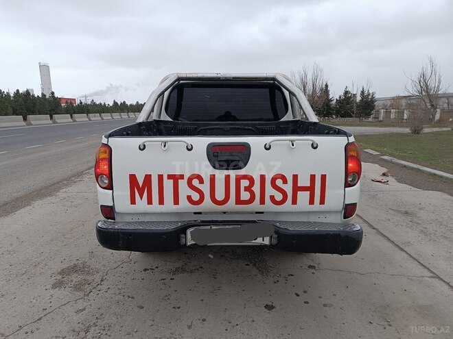 Mitsubishi L200 2008, 384,000 km - 2.5 л - Bakı