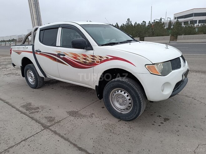 Mitsubishi L200 2008, 384,000 km - 2.5 л - Bakı