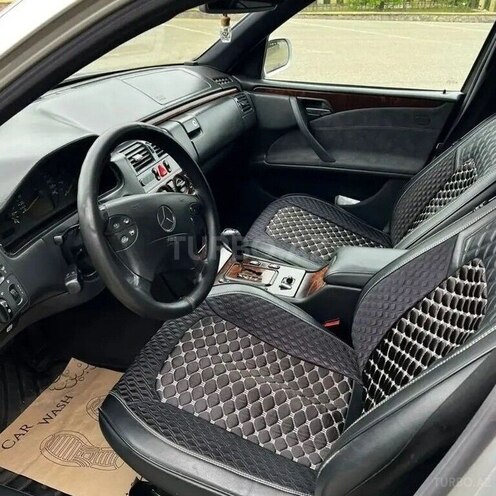 Mercedes E 220 1999, 267,000 km - 2.2 l - Oğuz
