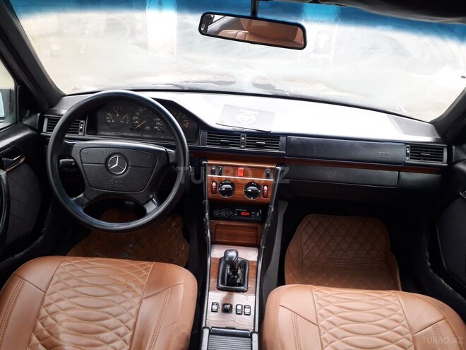 Mercedes E 200 1995, 453,124 km - 2.0 l - Sumqayıt