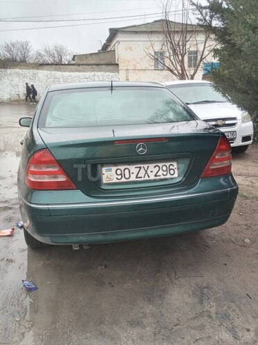 Mercedes C 220 2000, 422,515 km - 2.2 l - Sumqayıt