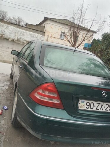 Mercedes C 220 2000, 422,515 km - 2.2 l - Sumqayıt