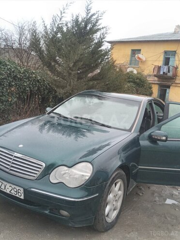 Mercedes C 220 2000, 422,515 km - 2.2 l - Sumqayıt