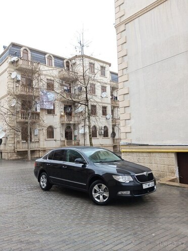 Skoda Superb 2012, 183,000 km - 1.8 l - Bakı