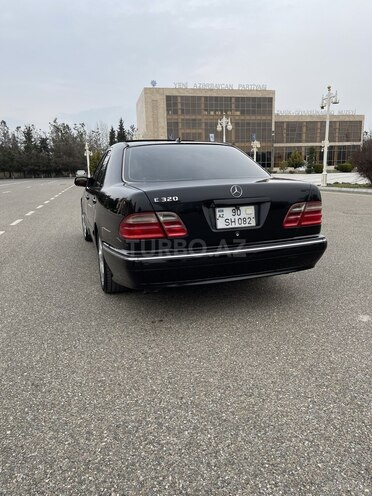 Mercedes E 320 2002, 155,836 km - 3.2 l - Bakı