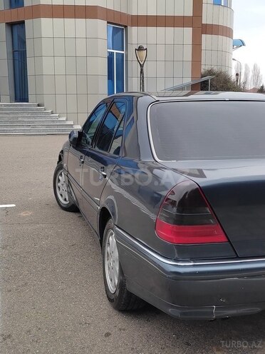 Mercedes C 230 1997, 400,000 km - 2.3 l - Bakı