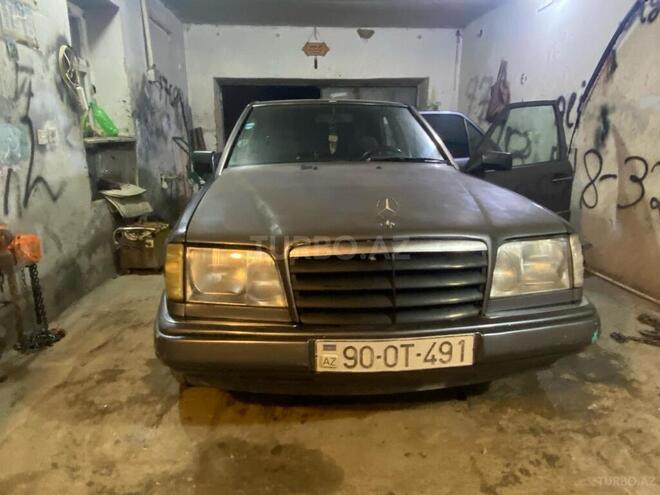 Mercedes E 250 1995, 600,000 km - 2.5 l - Bakı