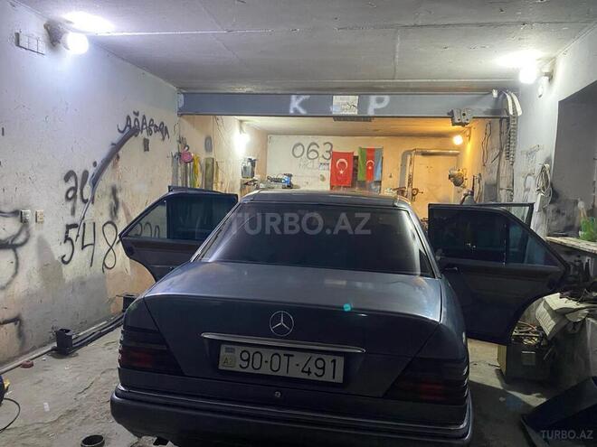 Mercedes E 250 1995, 600,000 km - 2.5 l - Bakı