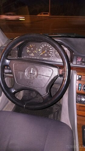 Mercedes E 200 1994, 350,000 km - 2.0 l - Bakı